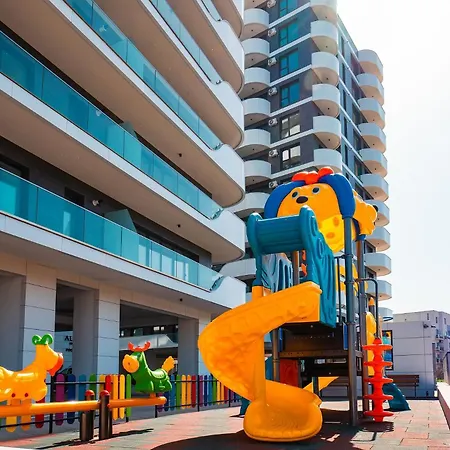 Signature In Odyssey And Pools Apartament Năvodari