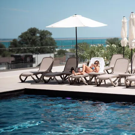 Apartament Signature In Odyssey And Pools