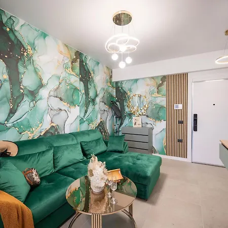 Apartament Signature In Odyssey And Pools Năvodari
