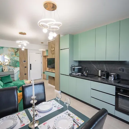 Signature In Odyssey And Pools Apartament Năvodari