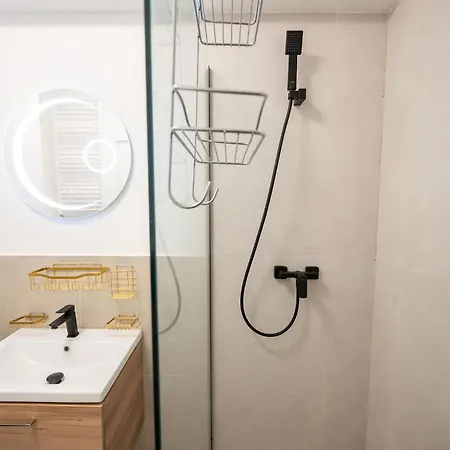 Apartament Signature In Odyssey And Pools Năvodari
