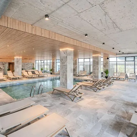 Signature In Odyssey And Pools Apartament Năvodari